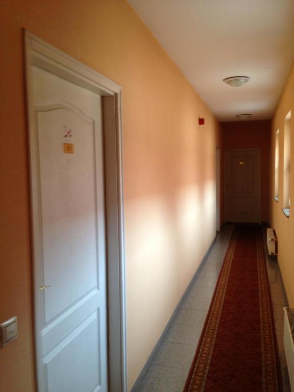 Hotel Arany Trofea Eger Buitenkant foto