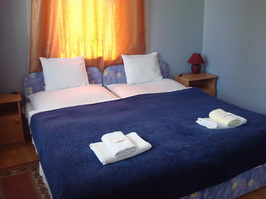 Hotel Arany Trofea Eger Kamer foto