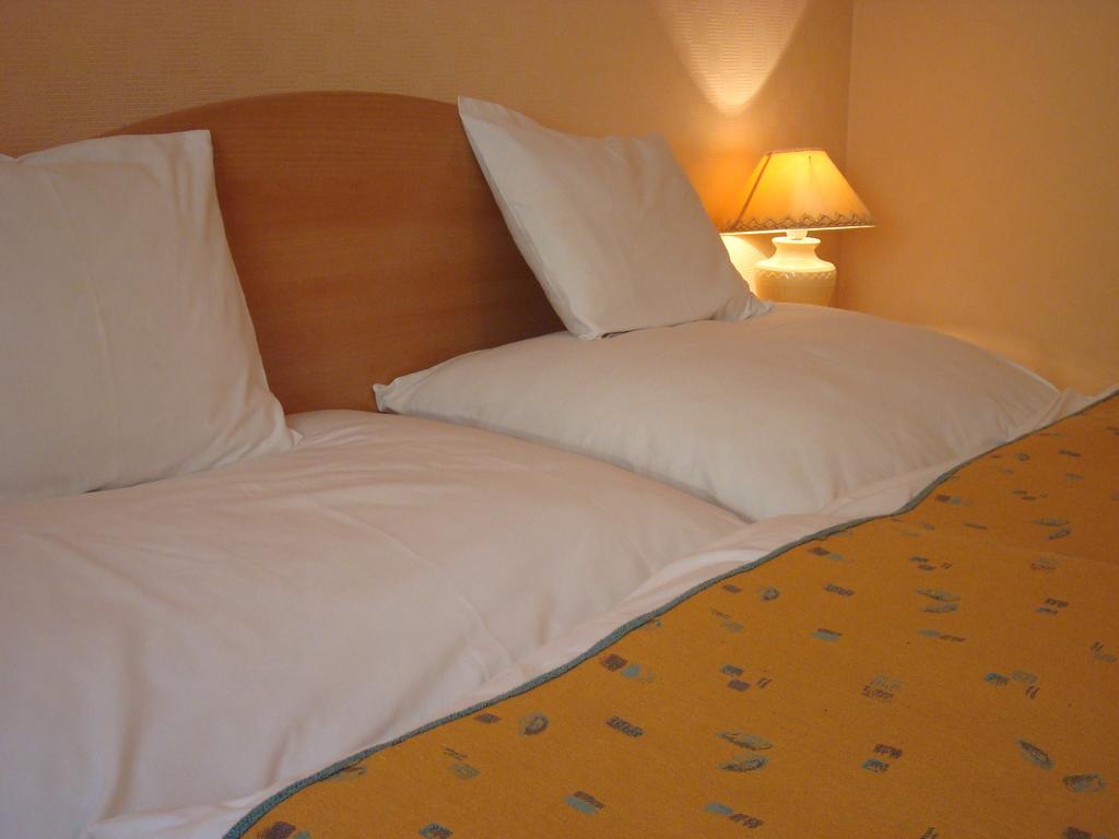 Hotel Arany Trofea Eger Buitenkant foto